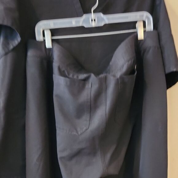 Figs Black Technical Collection Shirt - Picture 5 of 5
